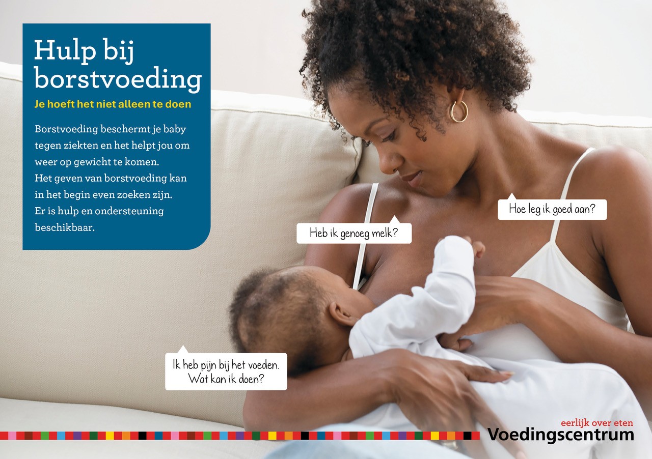 vrouw die kind borstvoeding geeft
